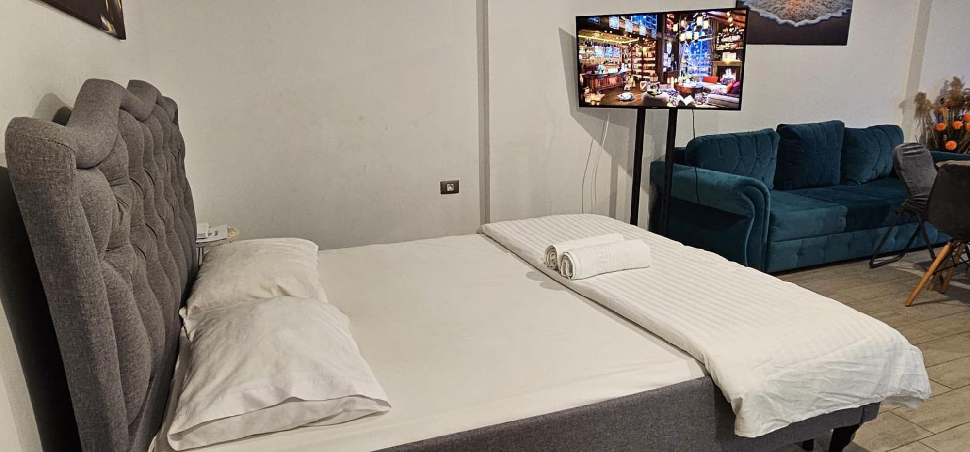 Luxury Suite Alezzi Beach Apartment Piscina Incalzita Sauna Jacuzzi Parking Năvodari Exteriér fotografie