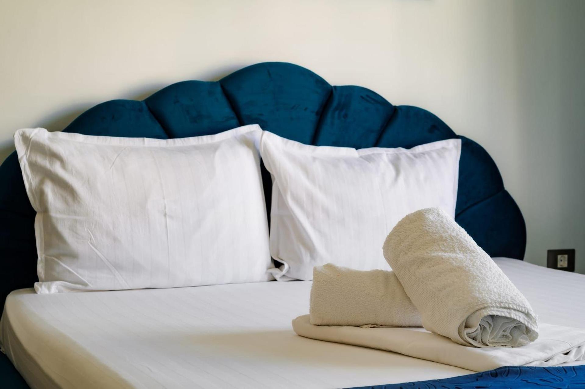 Luxury Suite Alezzi Beach Apartment Piscina Incalzita Sauna Jacuzzi Parking Năvodari Exteriér fotografie